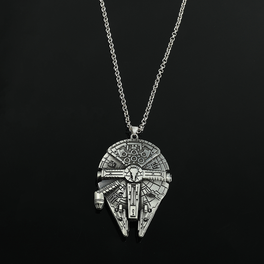 Collier en métal modèle vaisse - Vintage Items avis et prix