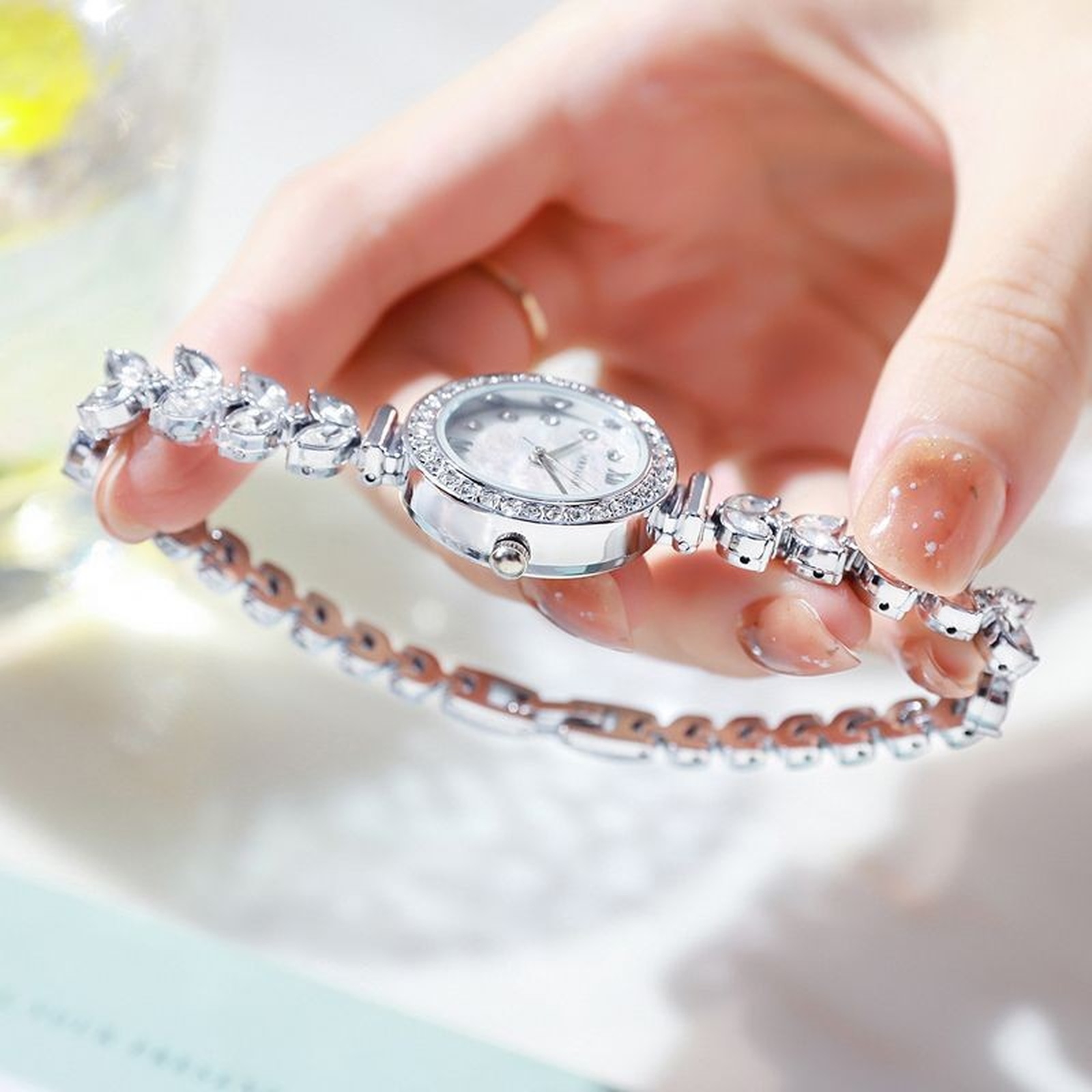 Montre Vintage en strass pour  - Vintage Watch Crystal avis et prix