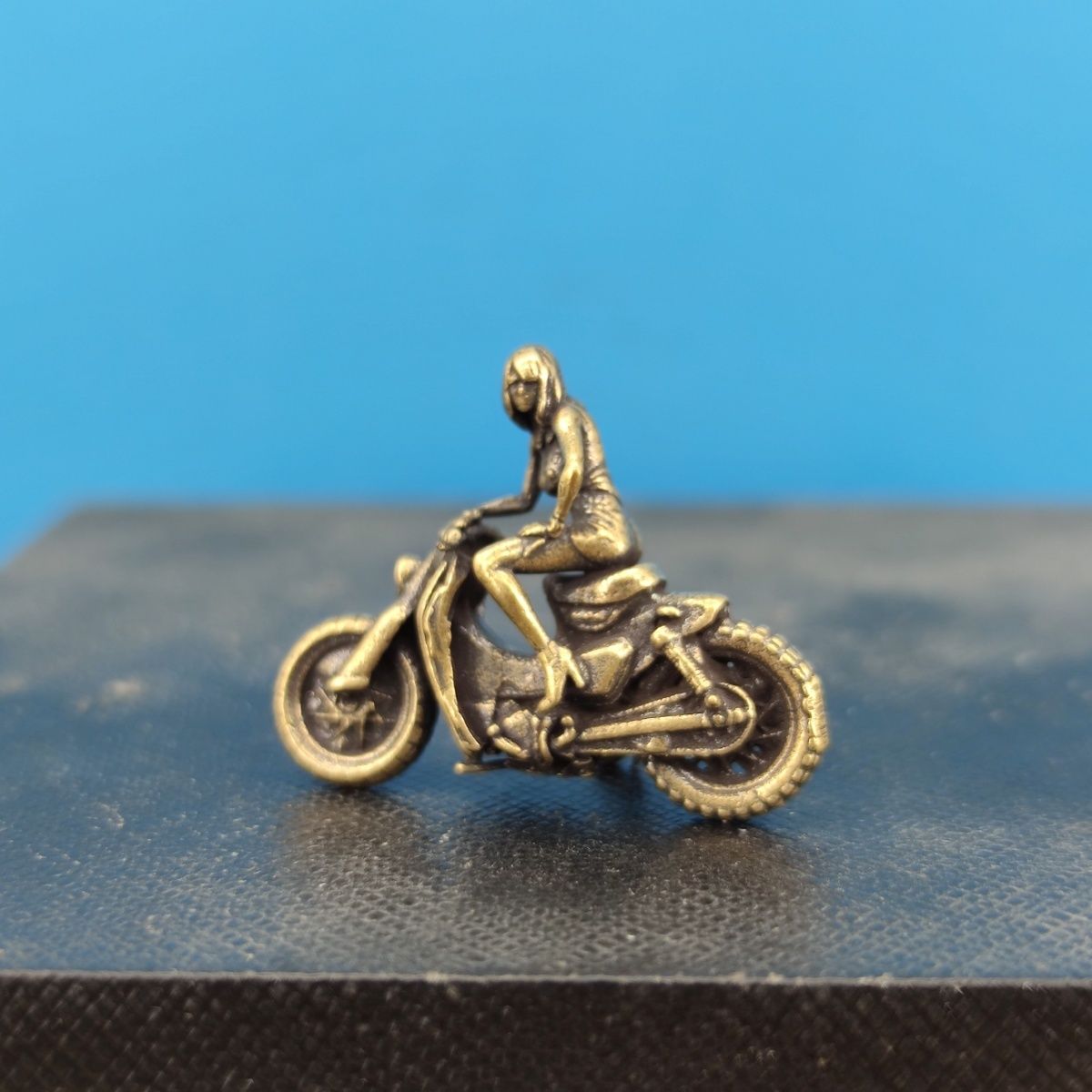 ​ ​ Poupée scooter vintage en  - Vintage Collectible And Vintage Dolls avis et prix